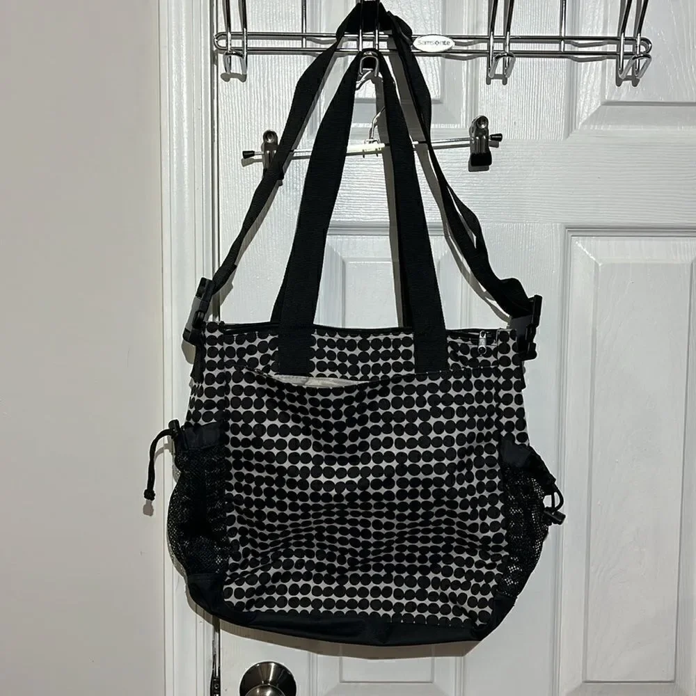 Skip Hop Spark Diaper Bag Multi pockets attaches to stroller‎ Black dots